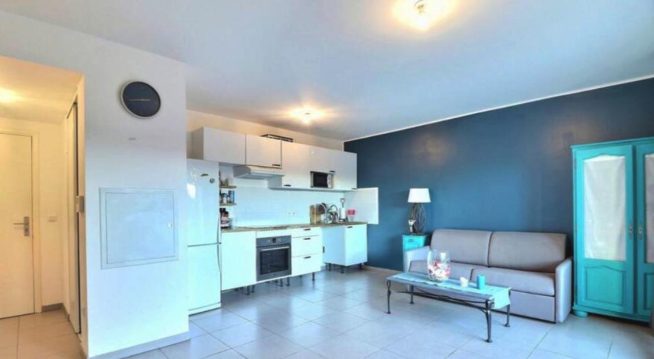 Appartement Spacieux Avec Grande Terrasse Marseille Exteriör bild